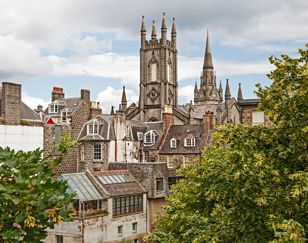 Cheap Flights from London, United Kingdom to Aberdeen, South Dakota