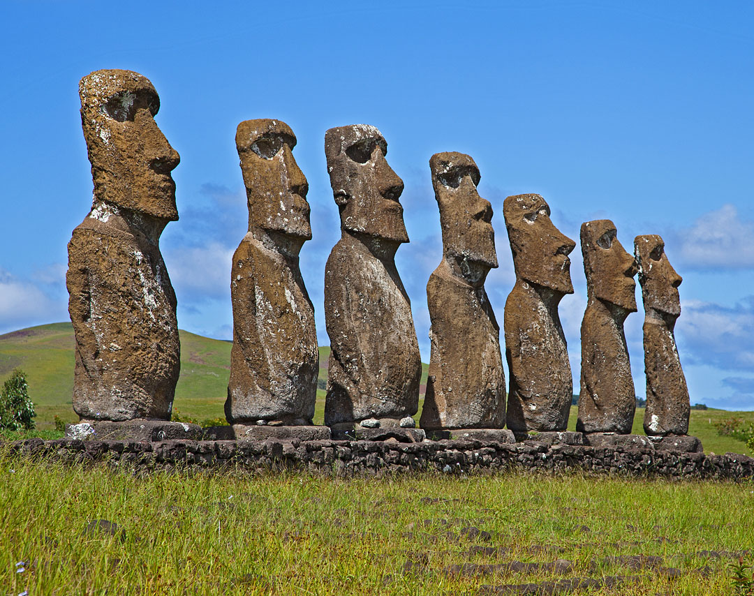 Cheap Flights from Santiago, Chile to Easter Island