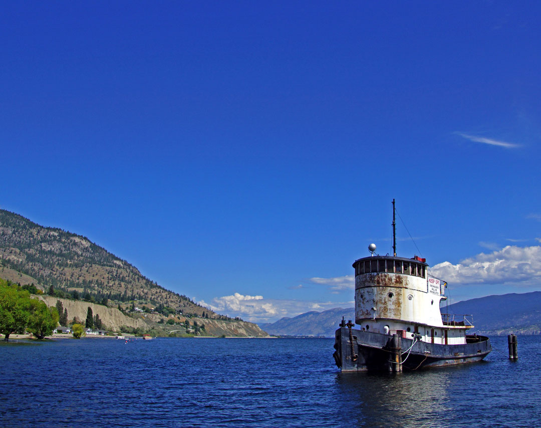 Cheap Flights from Comox to Penticton