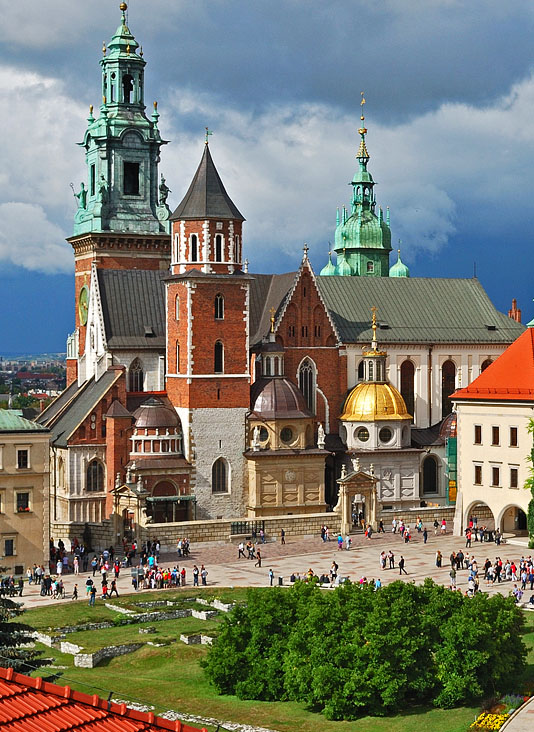 Cheap Flights to Poland, Airfares Starting at 111 Round trip for Poland Flights (PL)