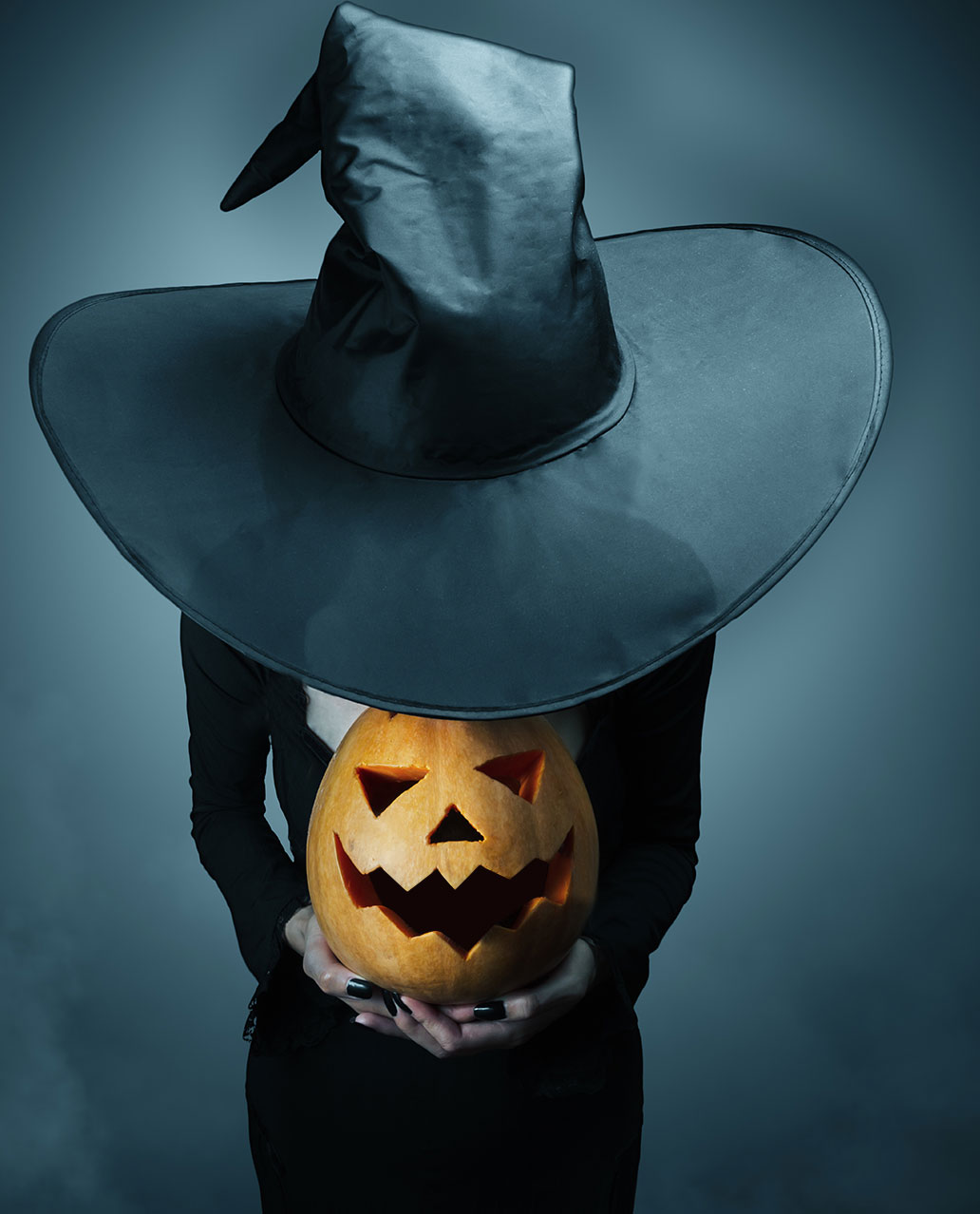 Find Flights to Salem Haunted Happenings | FareCompare